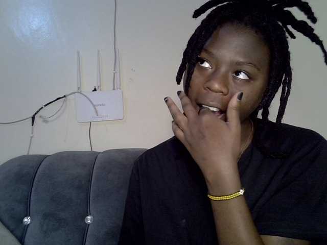 Blackdiva-11's BongaCams show and profile