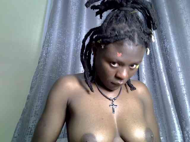 Blackdiva-11 webcam