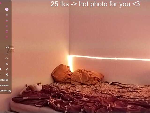 RosemaryTrundle's BongaCams show and profile