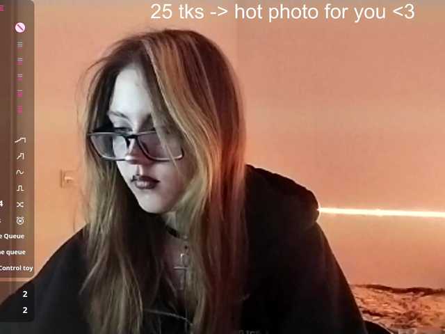 RosemaryTrundle's BongaCams show and profile