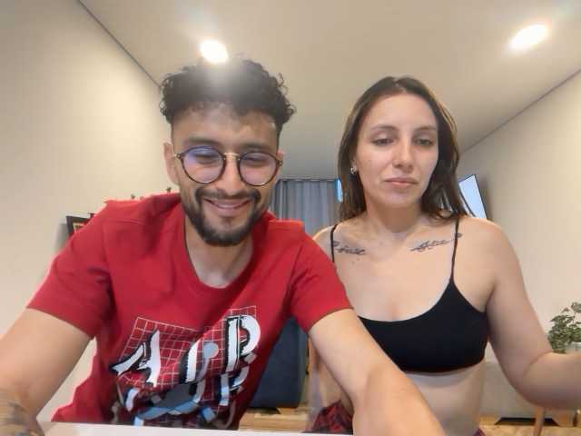 justthetwomi Live Cam on BongaCams