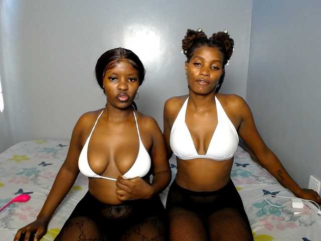 VelvetCuties's BongaCams show and profile