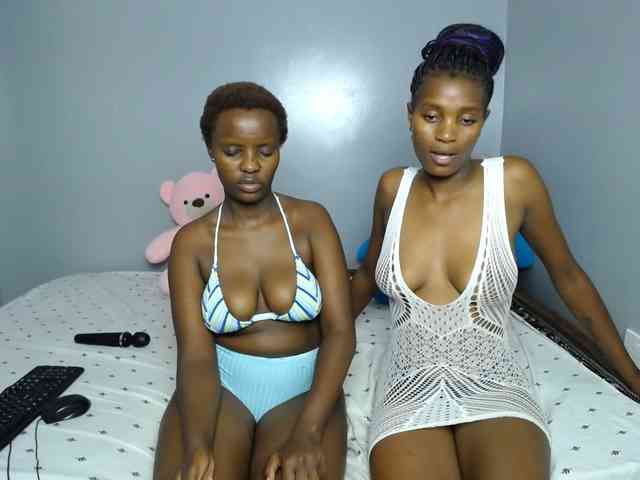 VelvetCuties webcam