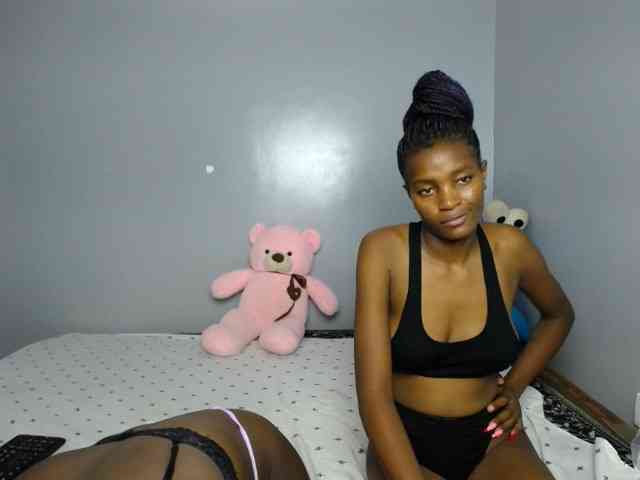 VelvetCuties webcam