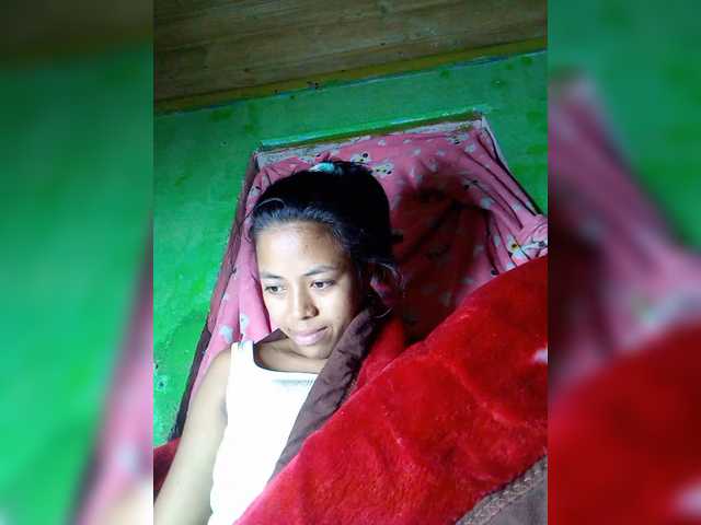 Rudih's BongaCams show and profile