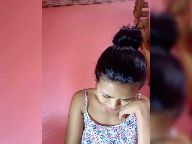 Rudih's BongaCams show and profile