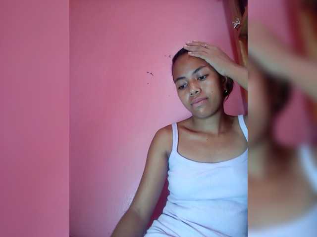 Rudih's BongaCams show and profile