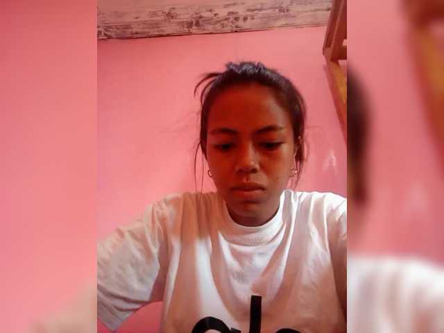 le modèle Rudih est en webcam porno dans un show sur le site bongacams, il possède les tags suivants: Ebony,Brunette,Trimmed