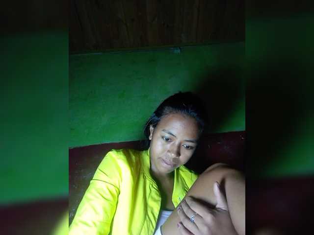 Rudih's BongaCams show and profile