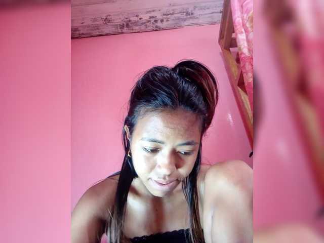 Rudih's BongaCams show and profile