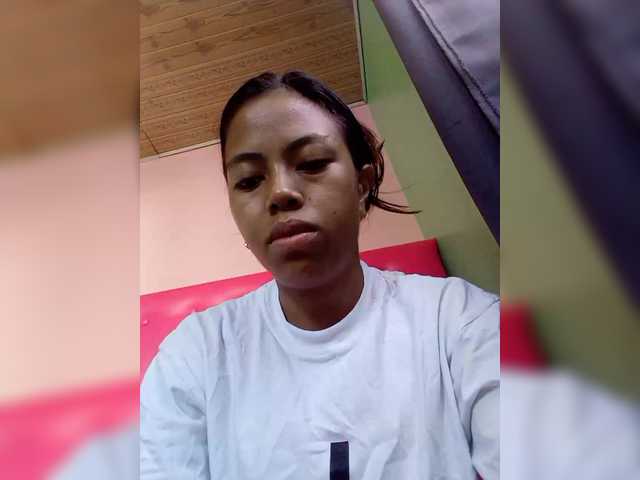 Rudih's BongaCams show and profile