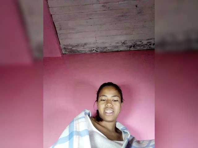 Rudih's BongaCams show and profile