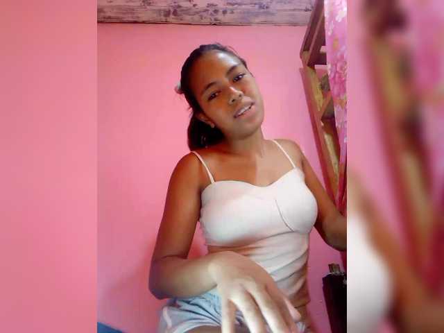 Rudih's BongaCams show and profile