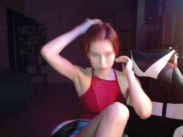 RedCrystal666 webcam