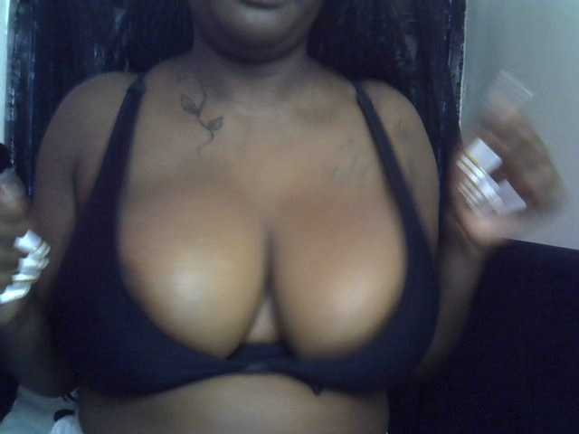 Sauceyga's BongaCams show and profile