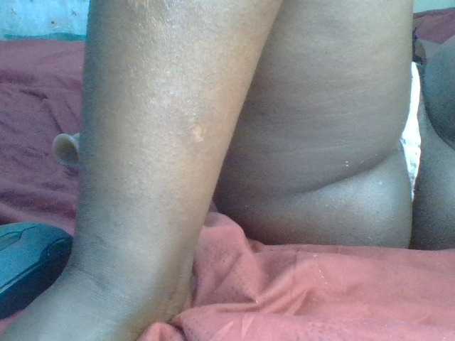 Shantell Live Cam on BongaCams