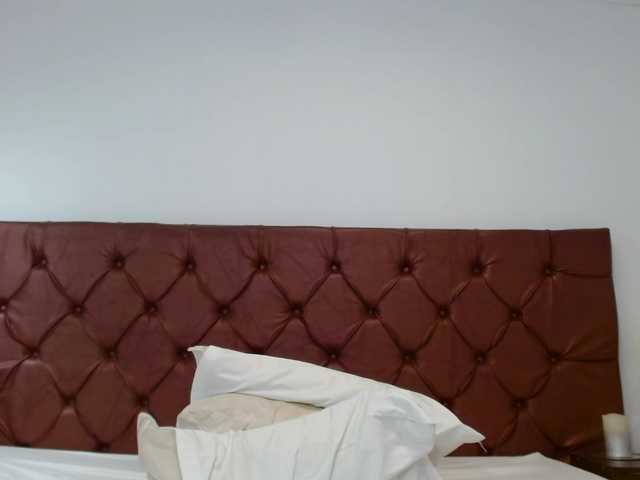 VesperHale's BongaCams show and profile