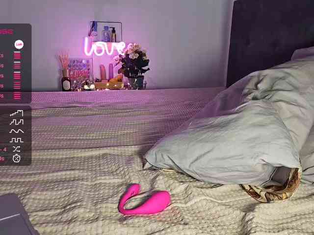 CrazyPrincess webcam