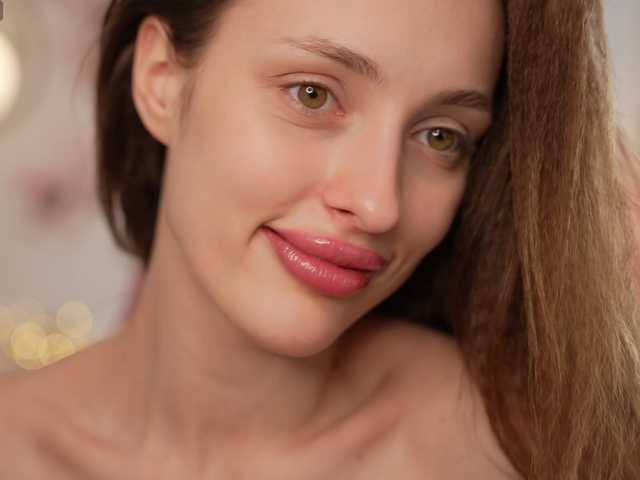 go to chat with MilaLuxury