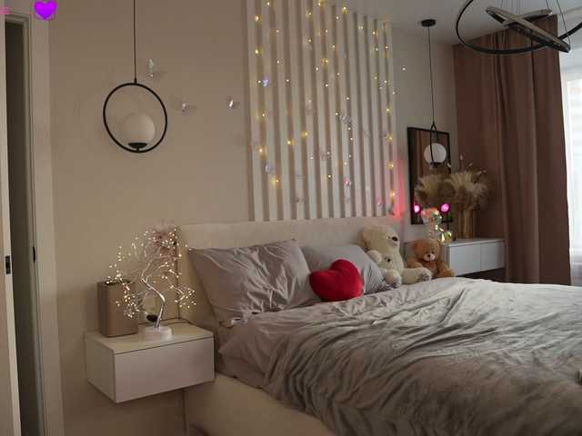 MilaLuxury's BongaCams profile