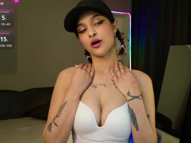 Eva-Sterling's BongaCams show and profile