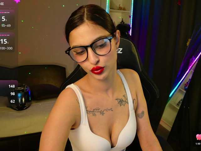 Eva-Sterling's BongaCams show and profile