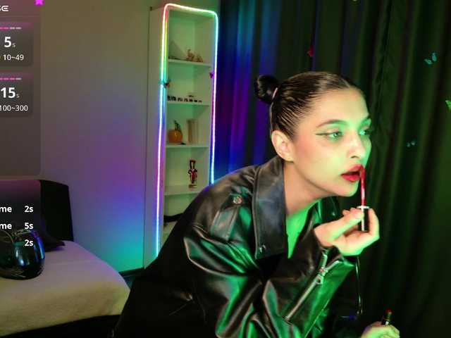 Eva-Sterling's BongaCams show and profile