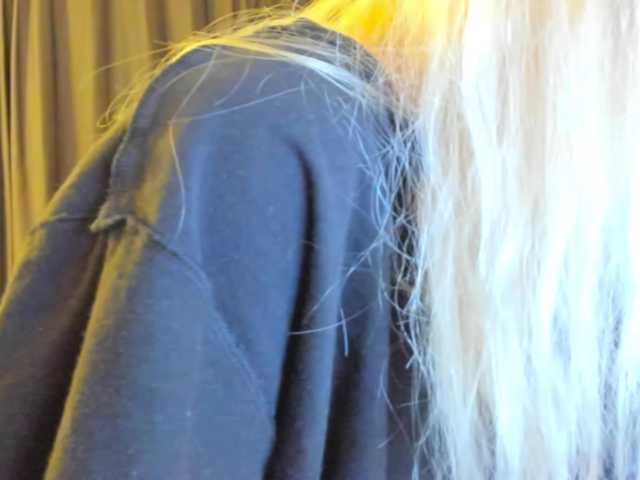 lesyalis's BongaCams show and profile