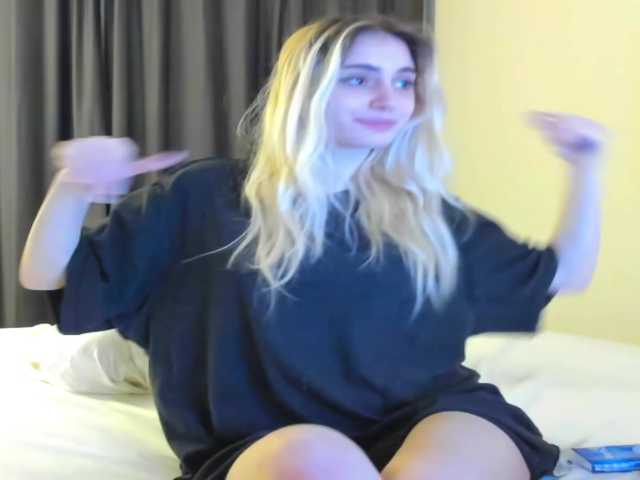 lesyalis's BongaCams show and profile