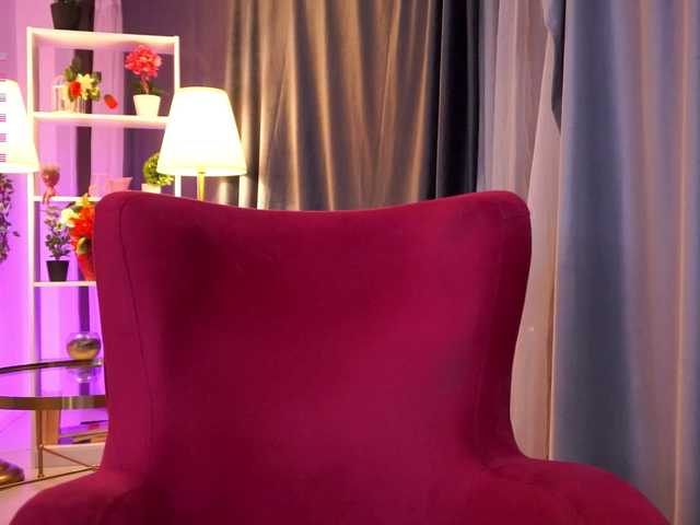 NayraZahra's BongaCams show and profile