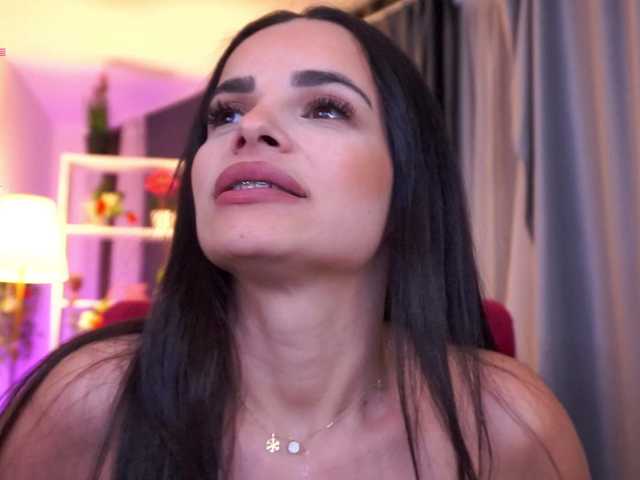 NayraZahra's BongaCams show and profile