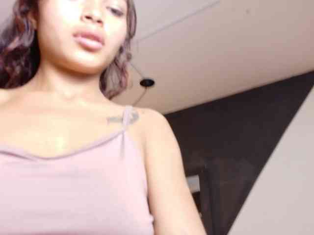 Zafira-Cruz Live Webcam on BongaCams