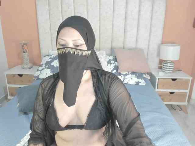 naylanoor1
