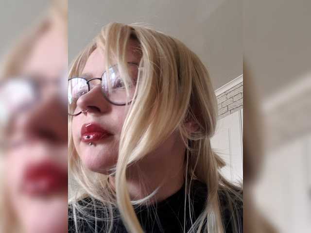 BattyGothic02 Live Cam on BongaCams