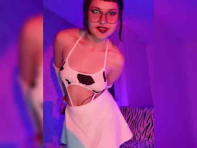 BattyGothic02 webcam