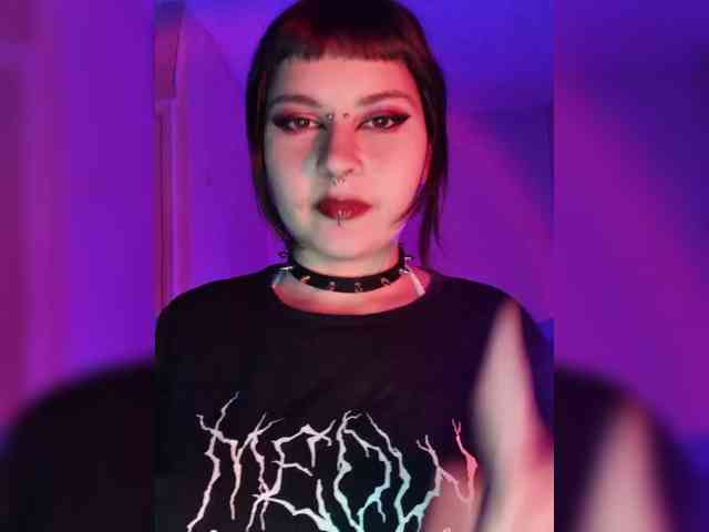 BattyGothic02 webcam