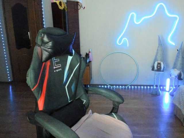 UkraineGirl's BongaCams show and profile