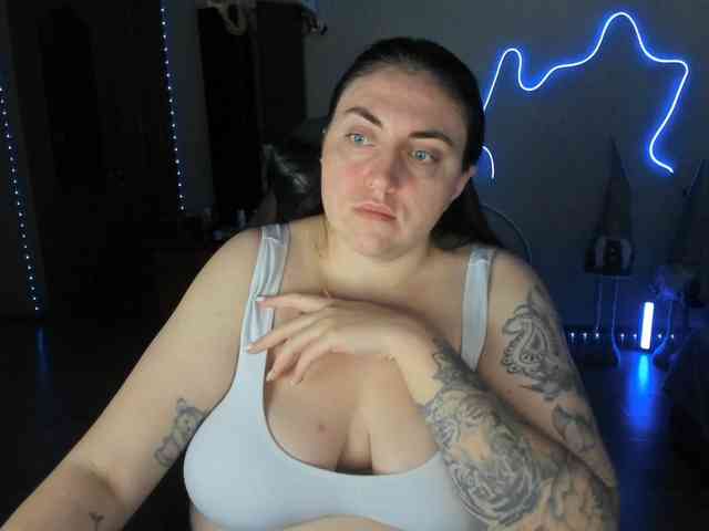 UkraineGirl UkraineGirl