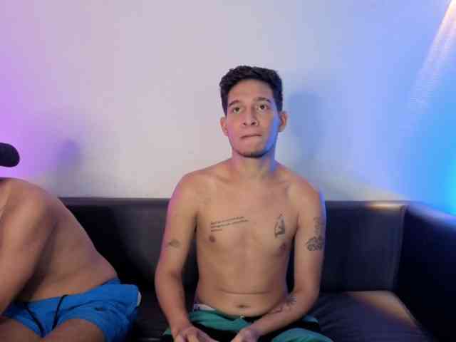 Hot-Boys-ADS Hot-Boys-ADS