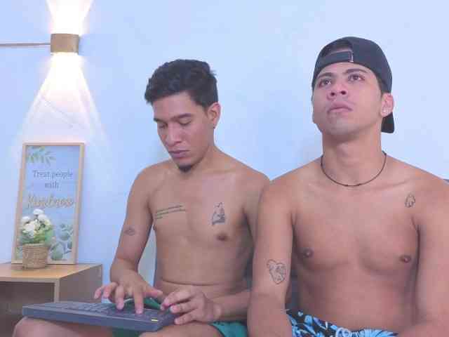 Hot-Boys-ADS Hot-Boys-ADS