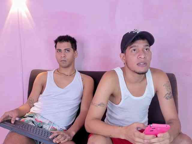 Hot-Boys-ADS Hot-Boys-ADS