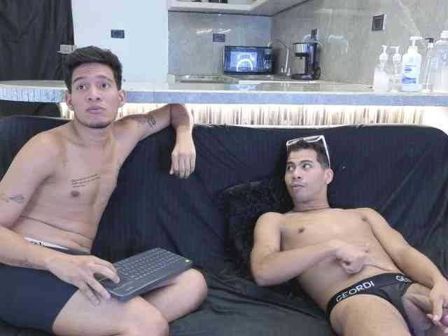 Hot-Boys-ADS Hot-Boys-ADS