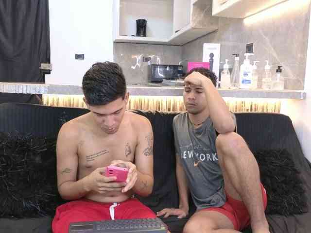 Hot-Boys-ADS Hot-Boys-ADS