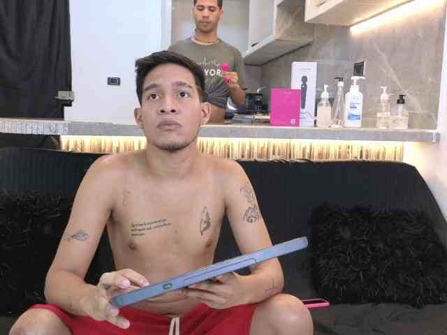 Hot-Boys-ADS Hot-Boys-ADS