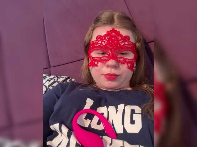 Elly34's BongaCams show and profile