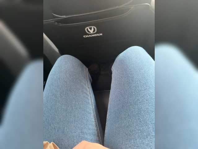 Elly34's BongaCams show and profile