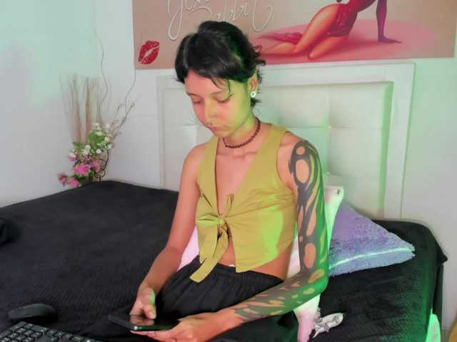 cyber-casket Live Cam on BongaCams