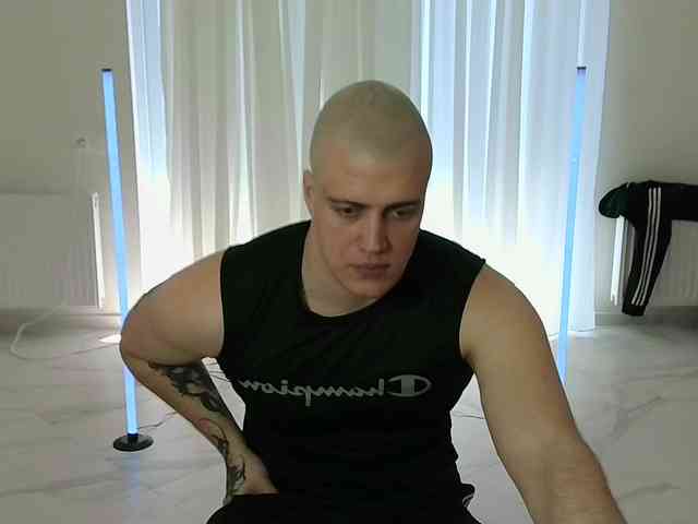 Telenok1 Live Webcam on BongaCams