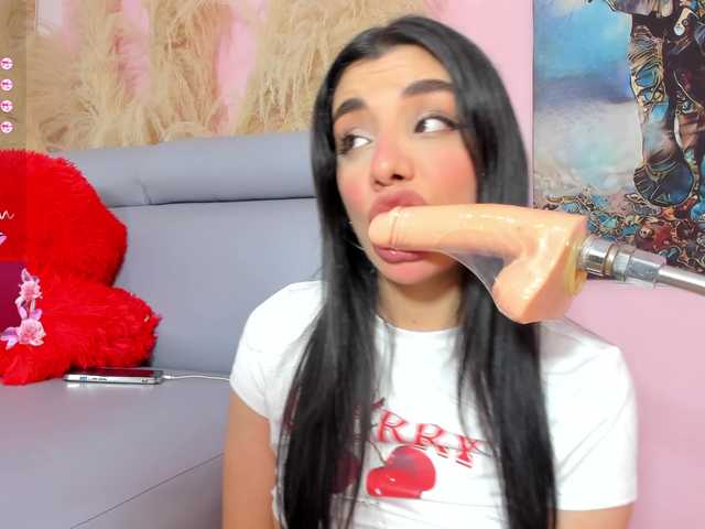 IamEngell's BongaCams show and profile