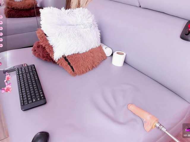 IamEngell's BongaCams show and profile